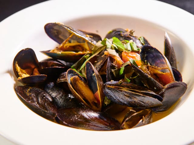 Mussels Fra Diavolo.