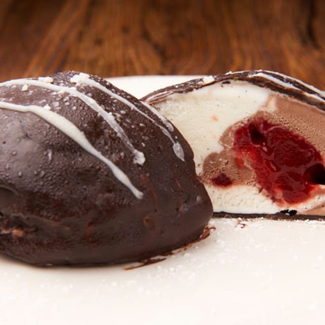 Traditional Tartufo.